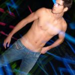 Segunda edição da revista A Capa sai nesta sexta-feira, 16/3, cheia de novidades e com o lindo Leonardo Ceni 13 41273