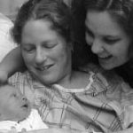 hi945665gb9fhd204eb maternidadelesbica