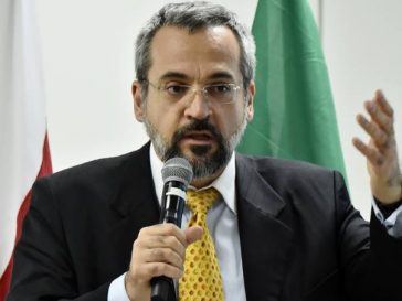 ministro weintraub aluno gay