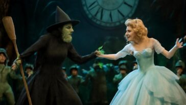 Espetáculo traz química vibrante e celebra a magia do teatro para público LGBTQIA+