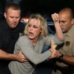 Popstar enfrenta pressão para mudança enquanto luta contra acusações e busca apoio