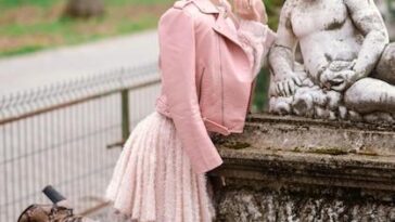 Filha da rainha do pop encanta Paris com looks provocantes e autênticos