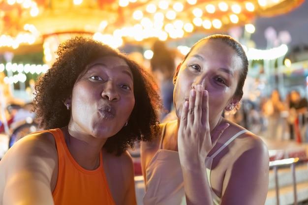 Evento no Parque Ecológico da Pampulha celebra diversidade musical com ícones LGBTQIA+ em agosto