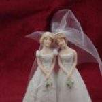 gi57h710idda60hcf1f lesbianwedding1