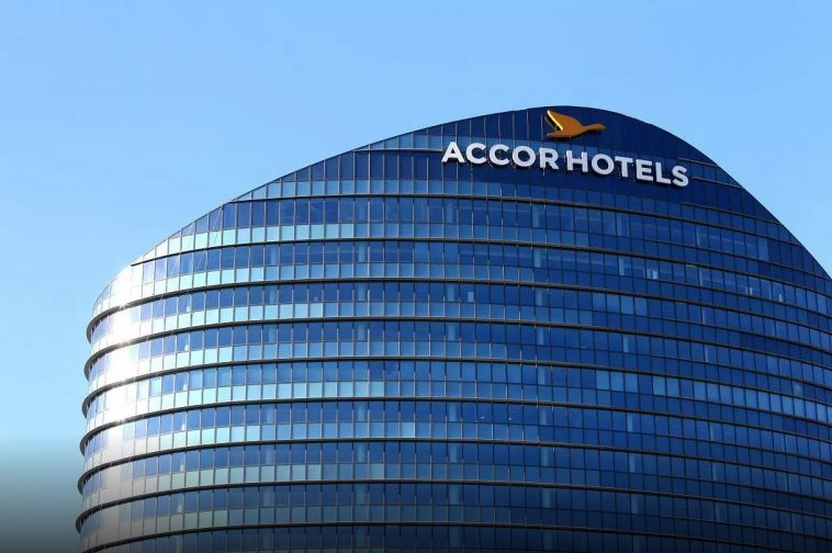 Accor Hotels manual LGBT