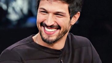 romulo estrela sem camiseta