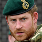 哈里王子在英国陆军服役时。照片：复制品