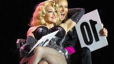 kelly ripa onstage with madonna 013024 2 ccb56c8c1aba47d387476c1b50c416e5