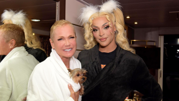 pabllo vittar se emociona em encontro com xuxa faz parte da minha historia widelg