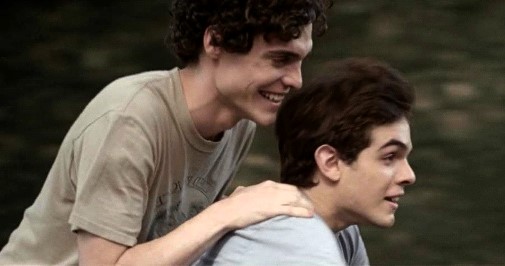 The Way He Looks biking screenshot