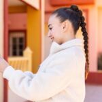 "Ariana Grande Reflete sobre o Futuro das Turnês e sua Conexão com a Atuação em Novo Entrevista" 13 182578 1734565484 original