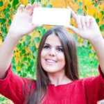 "Amanda Bynes Retorna às Redes Sociais: O Que Sua Nova Exposição Revela Sobre Sua Jornada de Recuperação?"