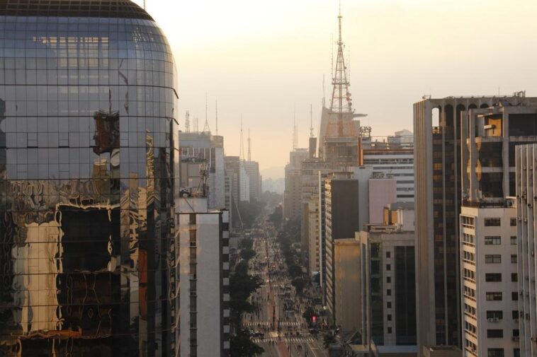 "Réveillon na Avenida Paulista: O que esperar do evento que promete atrair 2 milhões de pessoas em 2024?"