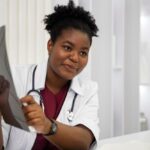 "Preta Gil: A Luta Contra o Câncer e o Impacto de Sua Recuperação nas Redes Sociais"