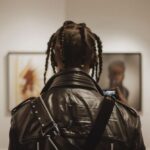 "Como 'Anti' de Rihanna Quebrou Barreiras e Mudou a História da Música: Uma Análise do Impacto Cultural e Comercial do Álbum"