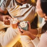 "Filmes de Natal: A Representatividade da Comunidade Negra Queer em 8 Produções Imperdíveis"