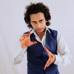 "Despedida de Raul Gil do SBT: O Impacto de uma Lenda da Televisão Brasileira e o Futuro do Entretenimento"