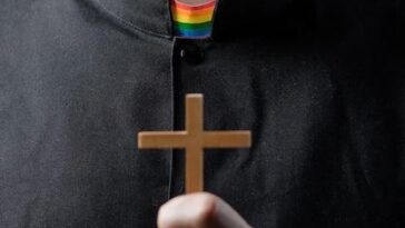 "Primeiro sacerdote gay da Igreja Episcopal Anglicana em Caxias do Sul: um marco para a inclusão religiosa"