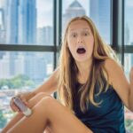 "Os altos e baixos emocionais de Britney Spears: o que revelam as fontes sobre sua luta interna e o impacto da fama"