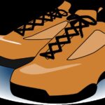 "Rihanna em Nova York: O que as botas de trabalho Bottega Veneta revelam sobre a nova tendência de moda unissex?"