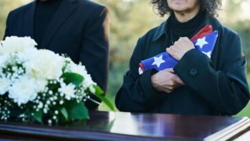 "Legado de Donald Ray Gay, Jr.: Uma Vida de Amor e Memórias em Elizabeth City"
