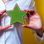 "Como 'Heartstopper' Está Transformando a Representação LGBTQIA+ na Mídia e Impactando Novas Gerações" 12 "Como 'Heartstopper' Está Transformando a Representação LGBTQIA+ na Mídia e Impactando Novas Gerações"