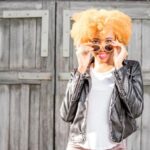 "Elton John Revela Desafios de Saúde Ocular Durante o Globo de Ouro: O Que Isso Significa para Sua Carreira Musical?"