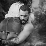 "Explorando o Amor e a Identidade: O Que Esperar do Filme 'Queer', de Luca Guadagnino, Baseado na Obra de William S. Burroughs"