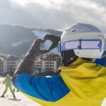 "Loïc Meillard: O Retorno do Esquiador Franco-Suíço e a Busca pelo Pódio no Slalom Noturno"