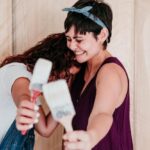 "Novidades do Entretenimento: Britney Spears, Bret Easton Ellis e Rumores de Noivado de Zendaya em Destaque"