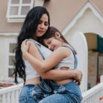 "Casa de Praia de Tina Knowles em Galveston: O Que a Demolição Revela Sobre o Impacto dos Desastres Naturais nas Comunidades?"