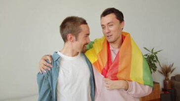 Vaticano Revê Regras: Homens Gays Podem Ser Padres, Mas com Celibato; O Que Isso Significa para a Igreja?