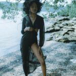 "Rihanna e a Nova Onda de Empoderamento Feminino: Como a Cantora Une Moda e Maternidade em Sua Última Coleção de Lingerie"