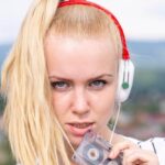 "Tate McRae como Britney Spears: O que a escolha da jovem artista pode significar para o futuro da representação no cinema?"