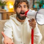 "Nova Voz do Big Boss no BBB 25 Gera Comparações e Expectativas; O Que Muda na Dinâmica do Reality?"