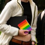 Supremo Tribunal dos EUA Analisa Conflito entre Direitos Religiosos e Inclusão de Temas LGBT em Escolas Públicas de Maryland