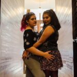"Como Sasha Bhasin Está Transformando a Representação LGBTQ+ na Televisão com sua Personagem em XO, Kitty"