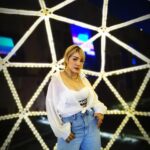 "Anitta e Xanddy: O Encontro Surpreendente que Agitou a Noite Carioca e Revelou Novas Facetas da Música Brasileira"