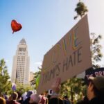 Protestos em Idaho: Ativistas LGBTQ+ Reagem a Tentativas de Reverter Direitos de Casamento em Meio a Debate Legislativo