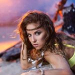 "Ariana Grande e a História das Indicações ao Oscar: O Que a Trajetória dos Artistas Floridanos Revela sobre a Diversidade no Cinema?"