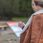 Mira Schendel: O Retorno da Artista Brasileira ao Cenário Internacional e o Impacto de Sua Nova Representação em São Paulo