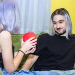 "Thiago Pantaleão: A Ascensão de um Cantor Pop Que Une Cultura Otaku e Temáticas LGBTQIA+"