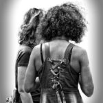"Como 'Keep It Together' de Madonna Influenciou a Música Pop e a Comunidade LGBT: Uma Análise Profunda" 12 "Como 'Keep It Together' de Madonna Influenciou a Música Pop e a Comunidade LGBT: Uma Análise Profunda"