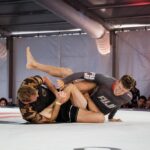 "Lutador de MMA Bryce Mitchell Elogia Hitler e Questiona Holocausto em Podcast: O Que Está por Trás de Suas Controvérsias?"