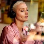 "Jeff Goldblum Lança Álbum de Jazz com Colaborações Surpreendentes: O Que Esperar de 'Still Blooming'?"