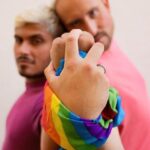 "Ativismo LGBT na Argentina: A Marcha Antifascista que Desafia a Retórica de Ódio em Tempos de Crise Política"