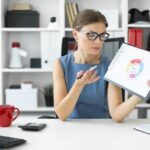 "Como a Digitalização Está Transformando a Contabilidade e a Gestão Empresarial: Desafios e Oportunidades na Era da Informação" 12 "Como a Digitalização Está Transformando a Contabilidade e a Gestão Empresarial: Desafios e Oportunidades na Era da Informação"