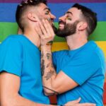 "Ex-galã da Globo Tuca Andrada se declara gay em apoio a Paolla Oliveira e provoca debate sobre diversidade e padrões de beleza"