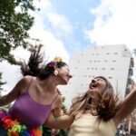 "Como o Bloco 'A Madonna Tá Aqui' Busca Apoio Financeiro para Brilhar no Carnaval de 2025?"