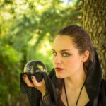 "Mercedes Arnús: Como a Astróloga das Celebridades Transformou a Prática Astrológica em um Caminho de Autoconhecimento"